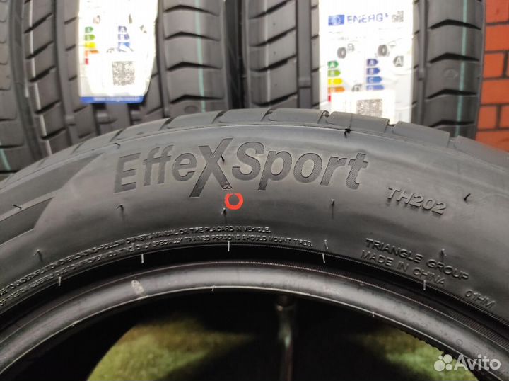 Triangle EffeXSport TH202 245/50 R18 104Y