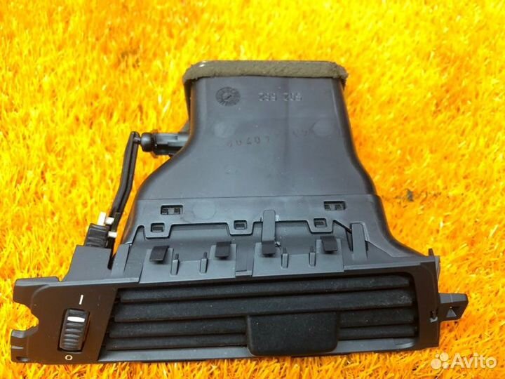 Дефлектор воздушный передний левый Bmw 3-Series