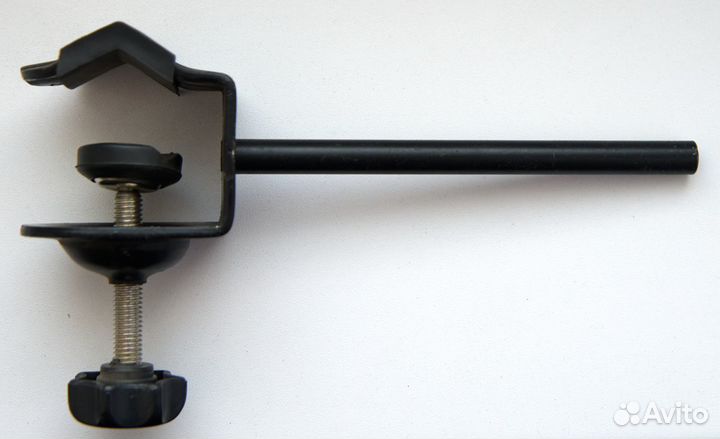 Куча студийного оборудования для фото и видео