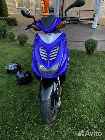 Скутер Yamaha YQ50 / YQ50L