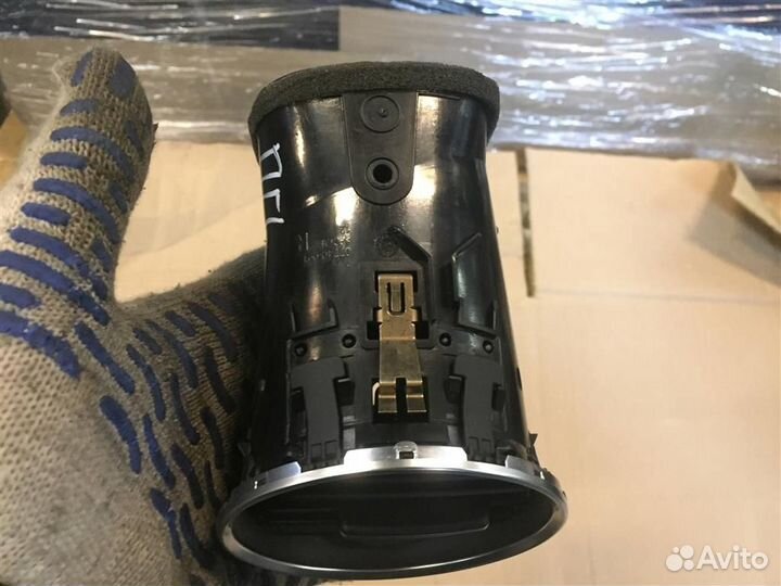 Дефлектор приточного воздуха Mercedes-Benz W204 C