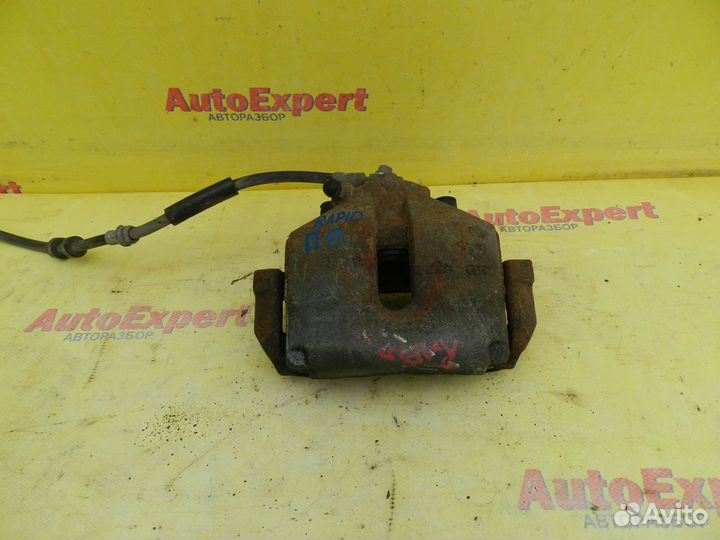 Суппорт передний правый Skoda Rapid