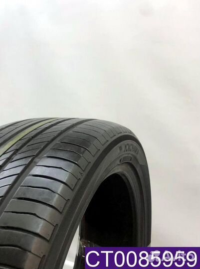 Yokohama Advan dB V552 245/45 R19 96T