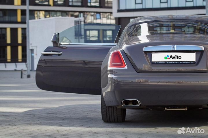 Rolls-Royce Wraith 6.6 AT, 2018, 2 650 км