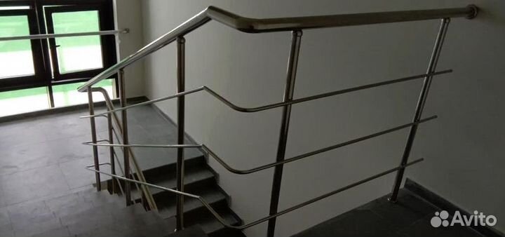 Перила для лестниц