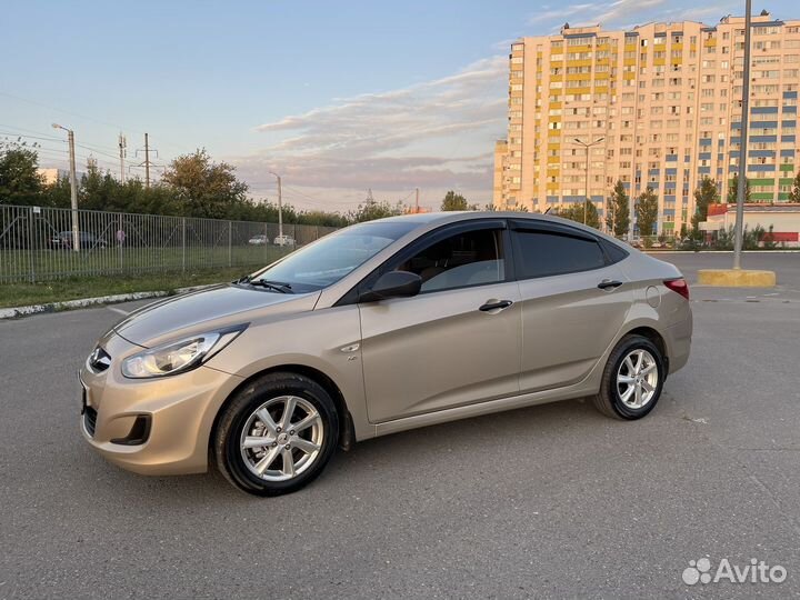 Hyundai Solaris 1.6 AT, 2014, 130 000 км