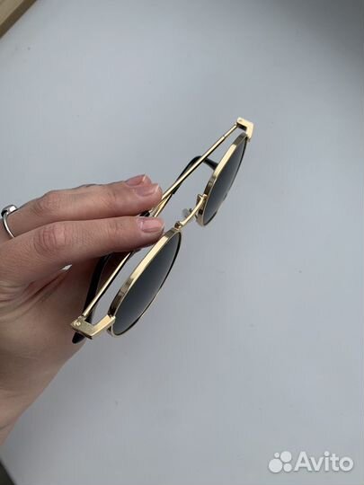 Очки солнцезащитные женские