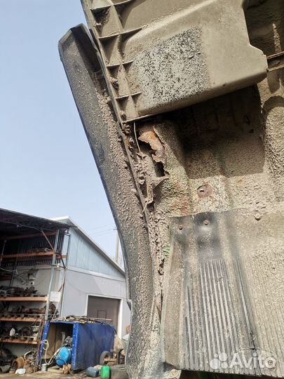 Крыло переднее левое правое MAN F2000 F90