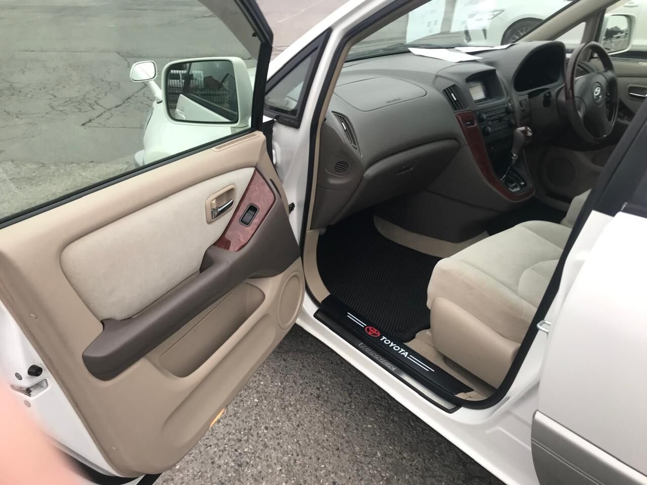 Toyota Harrier: фото из отзыва