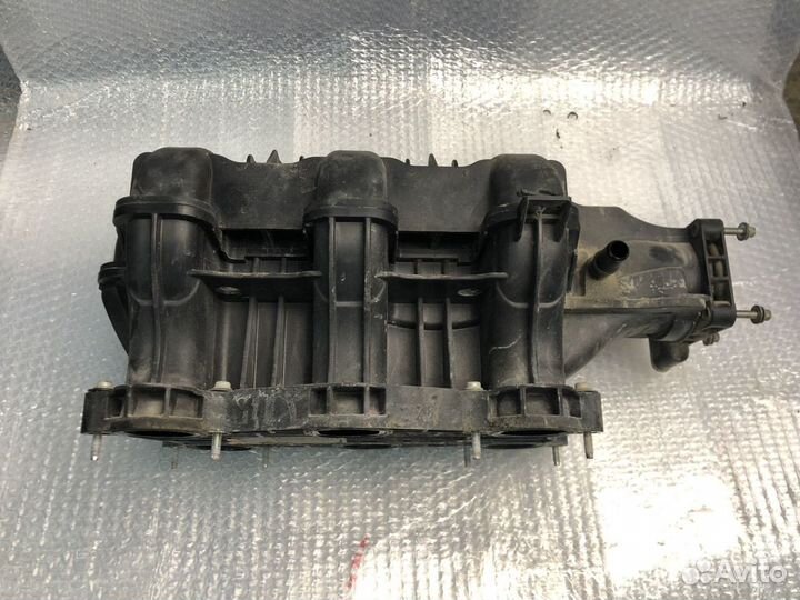 Коллектор впускной 4.0L Ford Mustang V 04-14