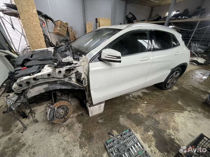 Mercedes GLA авторазбор
