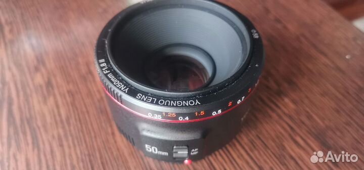 Объектив Yongnuo YN 50mm f/1.8 II Canon