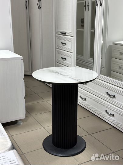 Журнальный столик