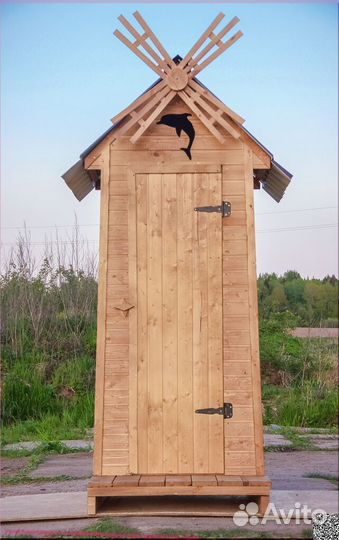 Дачный туалет деревянный