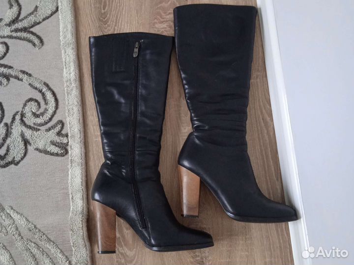 Зимние женские сапоги 39