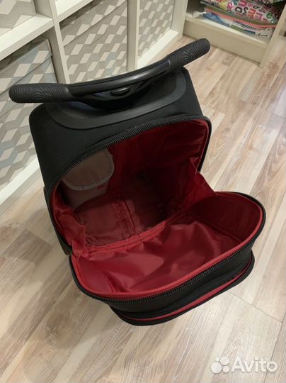 Портфель чемодан на колесах Nikidom