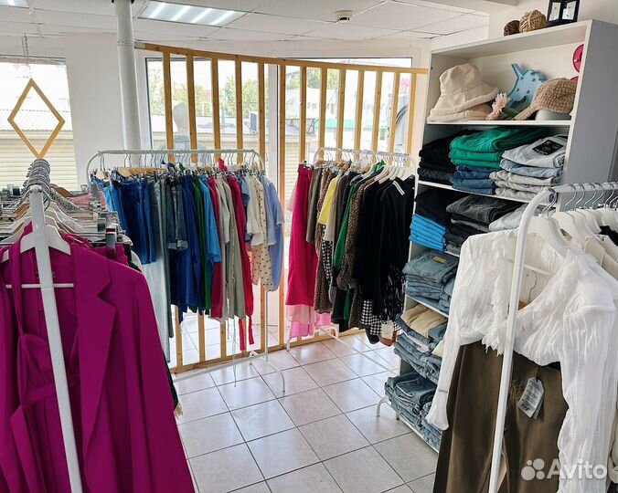 Showroom женской одежды/готовый бизнес