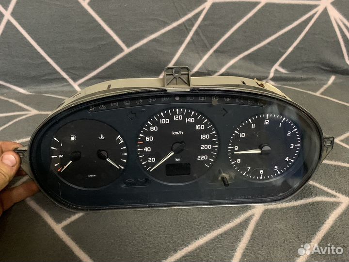 Приборная панель Рено меган 1 1.4 МКПП