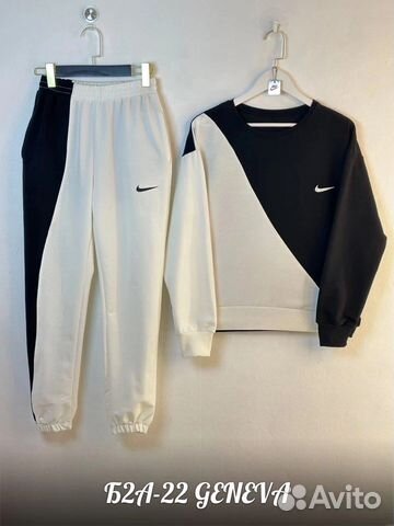 Костюм спортивный двухцветный