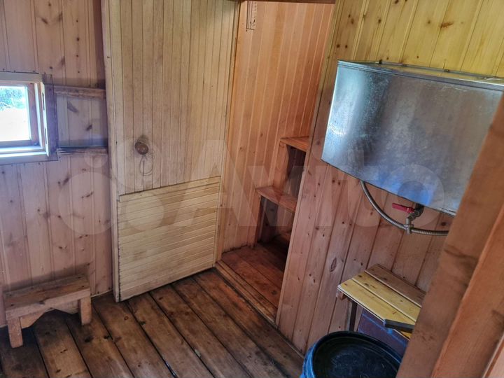 Дом 40 м² на участке 4 сот.