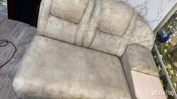 Химчистка мягкой мебели на дому