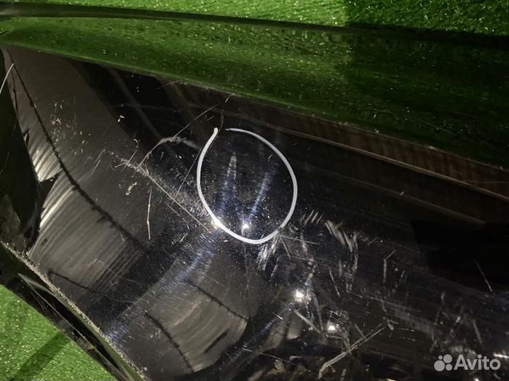 Крыло переднее правое Bentley Bentayga (2015-2020)