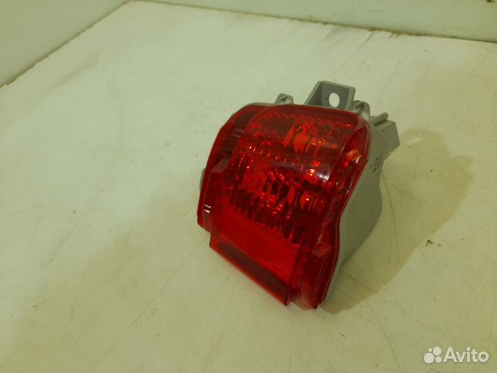 Фонарь противотуманный задний левый Toyota Land