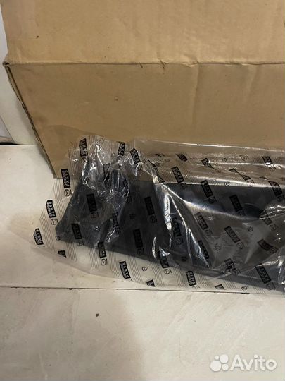 Усилитель переднего бампера Maxda 3 BL