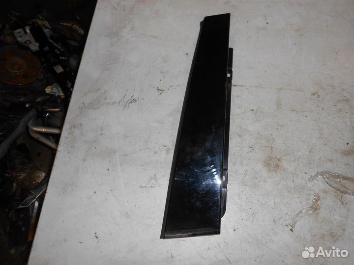 Накладка двери задняя левая (Audi A6)
