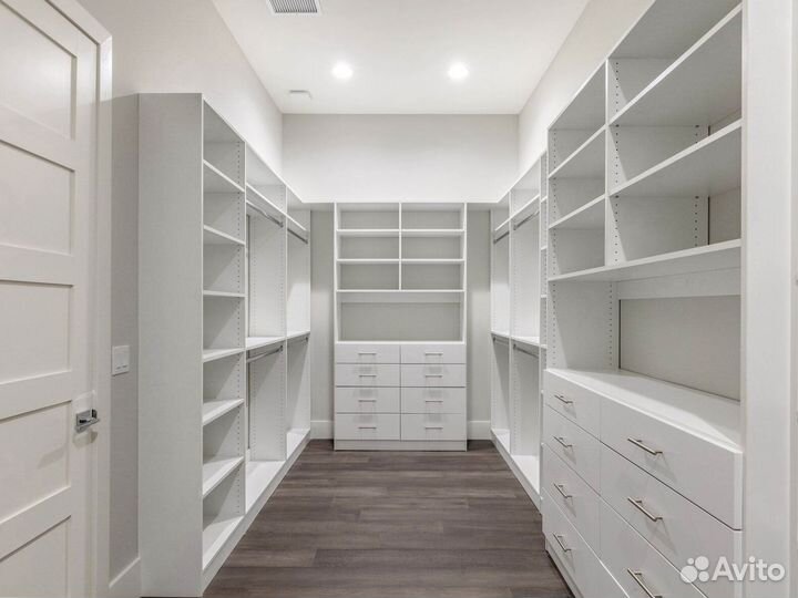 Гардеробная 3 х створчатая