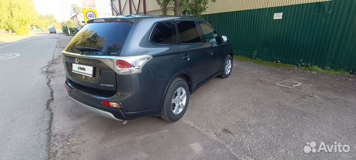 Mitsubishi Outlander 2.0 CVT, 2014, 120 000 км