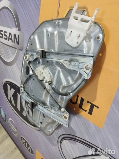 Стеклоподъемник перед Kia sorento XM Прав