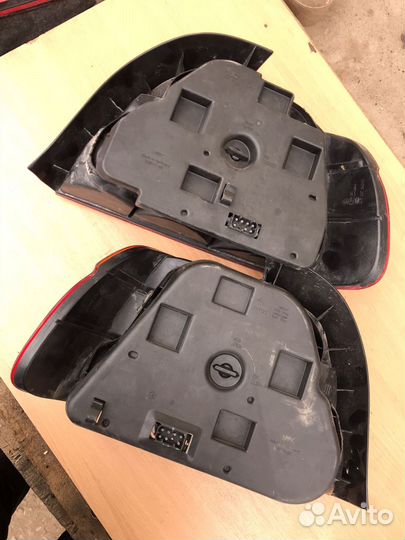 Фонарь задний левый и правый BMW 5 Series (E39)