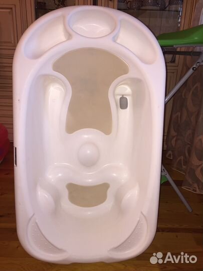 Пеленальный стол и ванночка 2 в 1