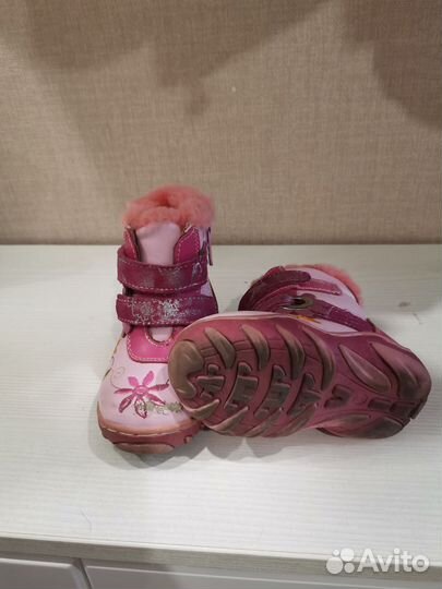 Продам зимние сапожки для девочки