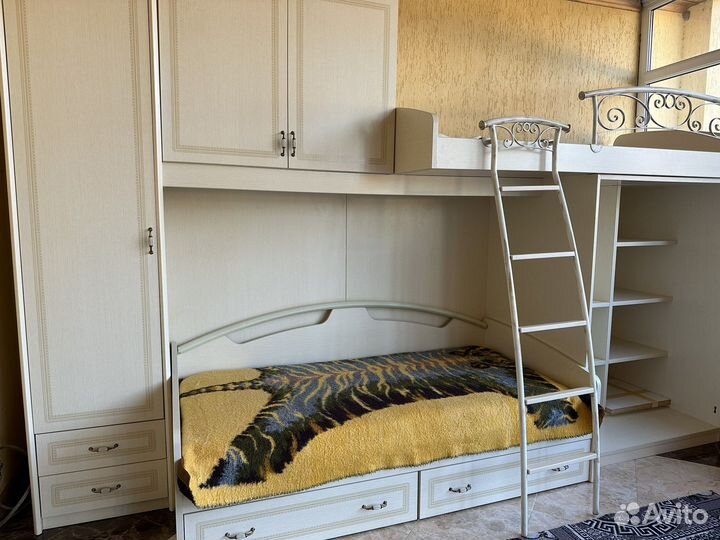 Двухъярусная кровать бу