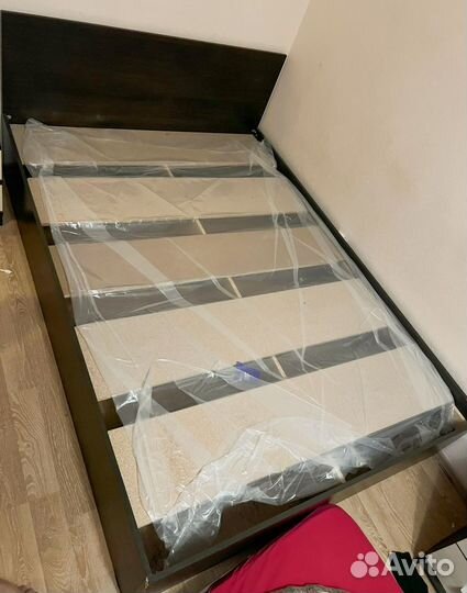 Кровать 140х200