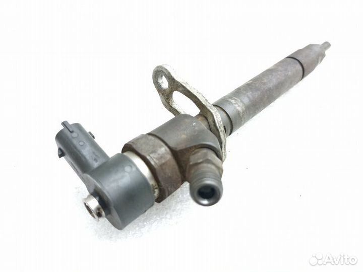 Форсунка топливная Volvo Xc90 1 2.4D