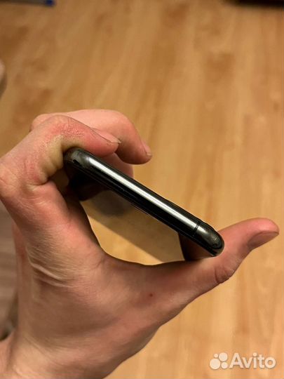 iPhone 11 Pro, 64 ГБ