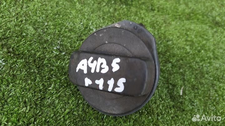 Крышка бензобака Audi A4 Avant B5 APS 2000