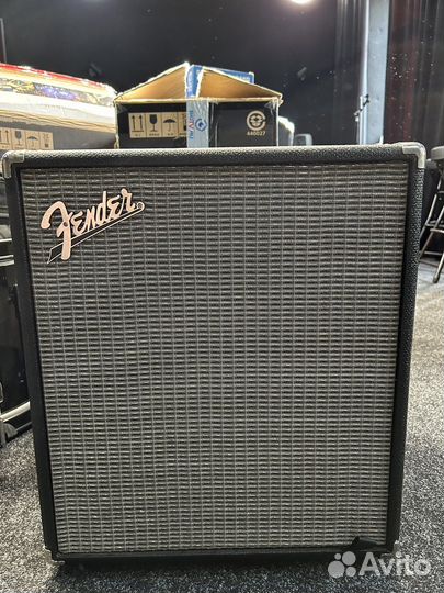Комбоусилитель Басовый Fender Rumble 100 Combo