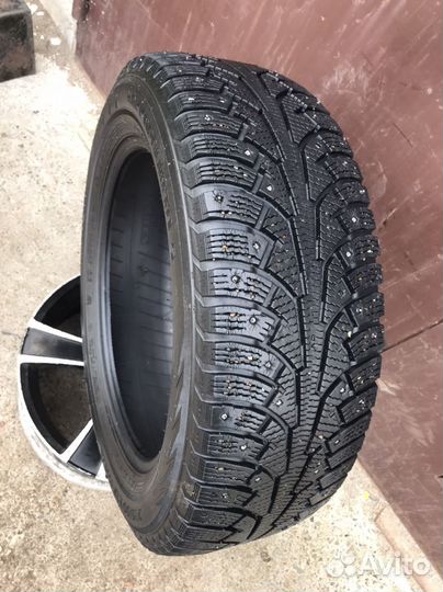 Nokian Tyres Hakkapeliitta 5 215/60 R17