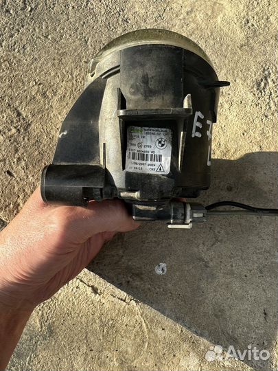 Противотуманка на бмв х5 е 70