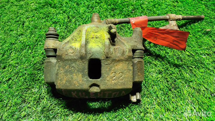 Суппорт передний левый Hyundai Accent II (LC)