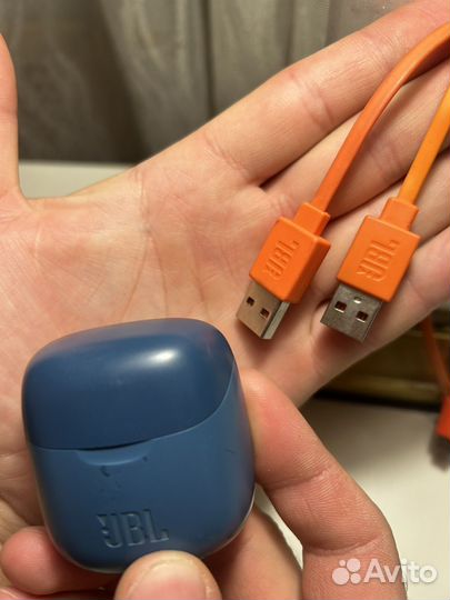 Наушники jbl tune 220