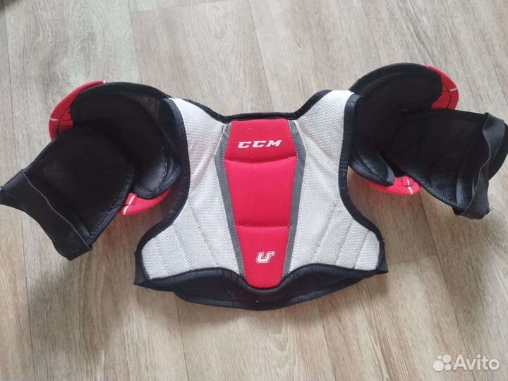 Нагрудник хоккейный