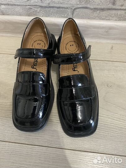 Туфли для девочки размер 33