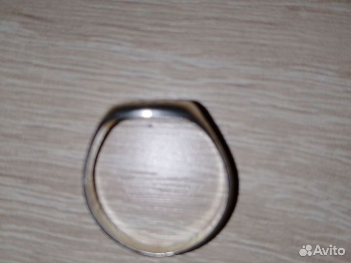 Серебряное кольцо