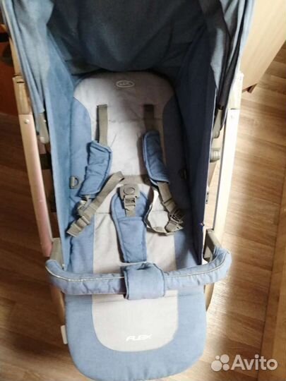 Коляска прогулочная Mille Flex