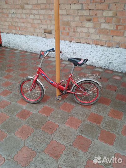 Детский велосипед на 3-5лет